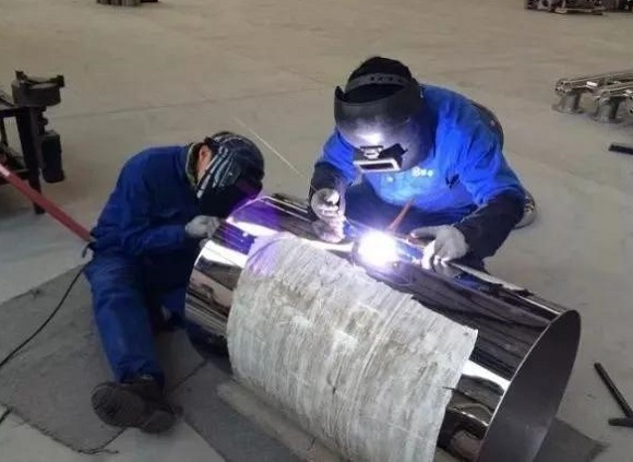 如何消除荣耀体育_荣耀（中国）制品管焊接残余应力