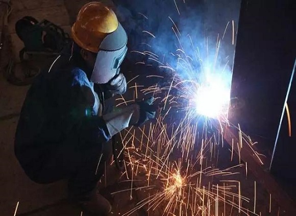 荣耀体育_荣耀（中国）制品管加工裂痕的产生因素