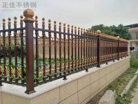 浅谈荣耀体育_荣耀（中国）花纹管在围栏的应用